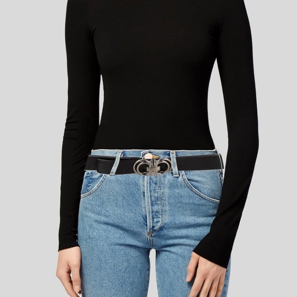 Salvatore Ferragamo belt size 23 or small - Picture 6 of 7